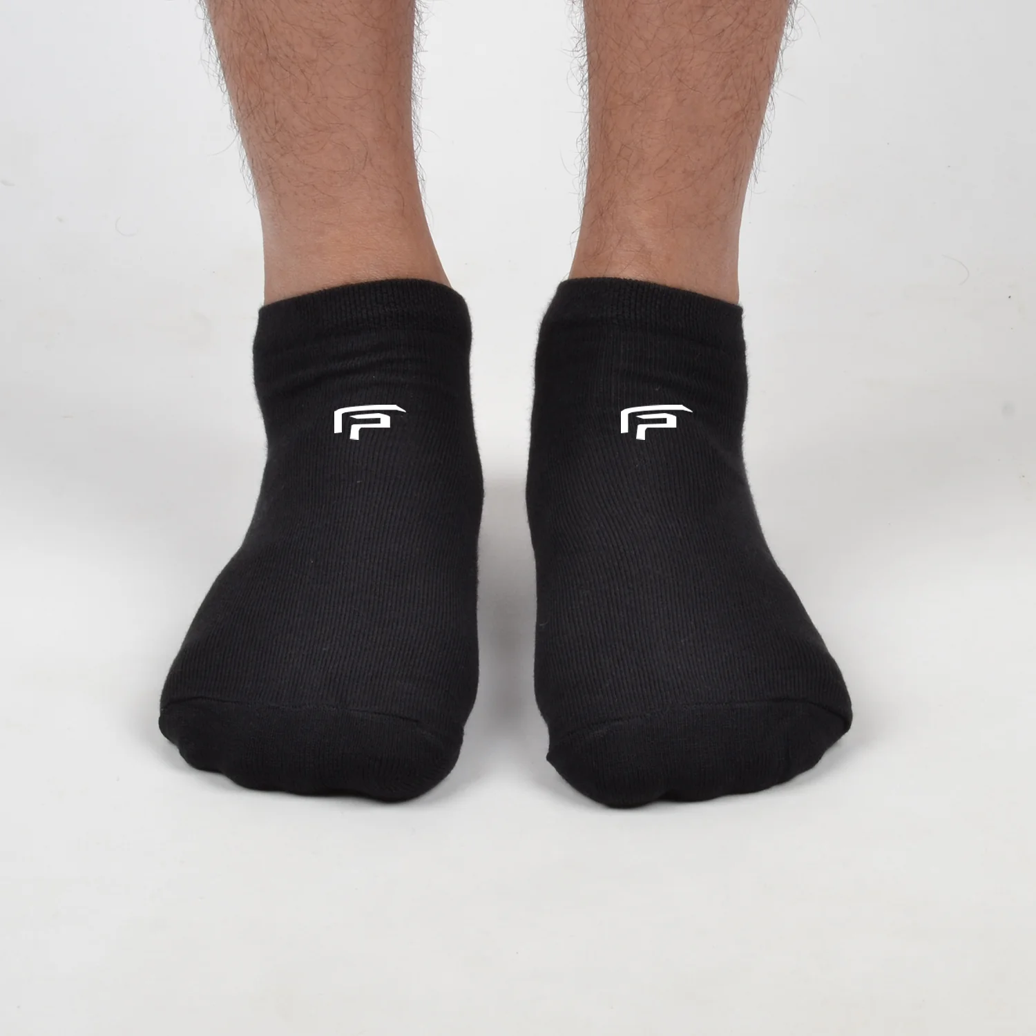 FOOTPRINTS Unisex Solid Cotton Ankle-Length Socks -Pack Of 1 Black - Image 2