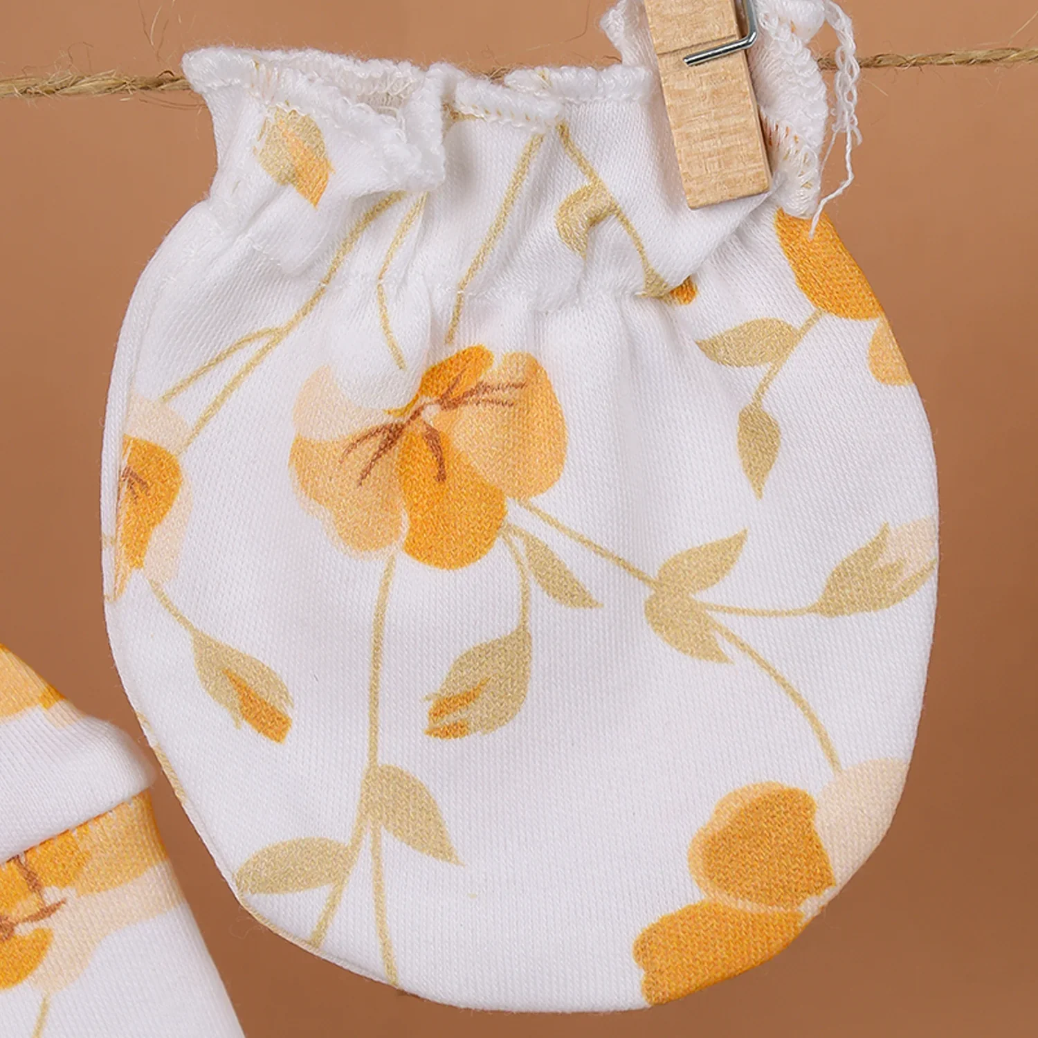 Hospital Kit for Newborn baby | Organic Cotton Gift Set | 10 Items | Bloom - Image 11