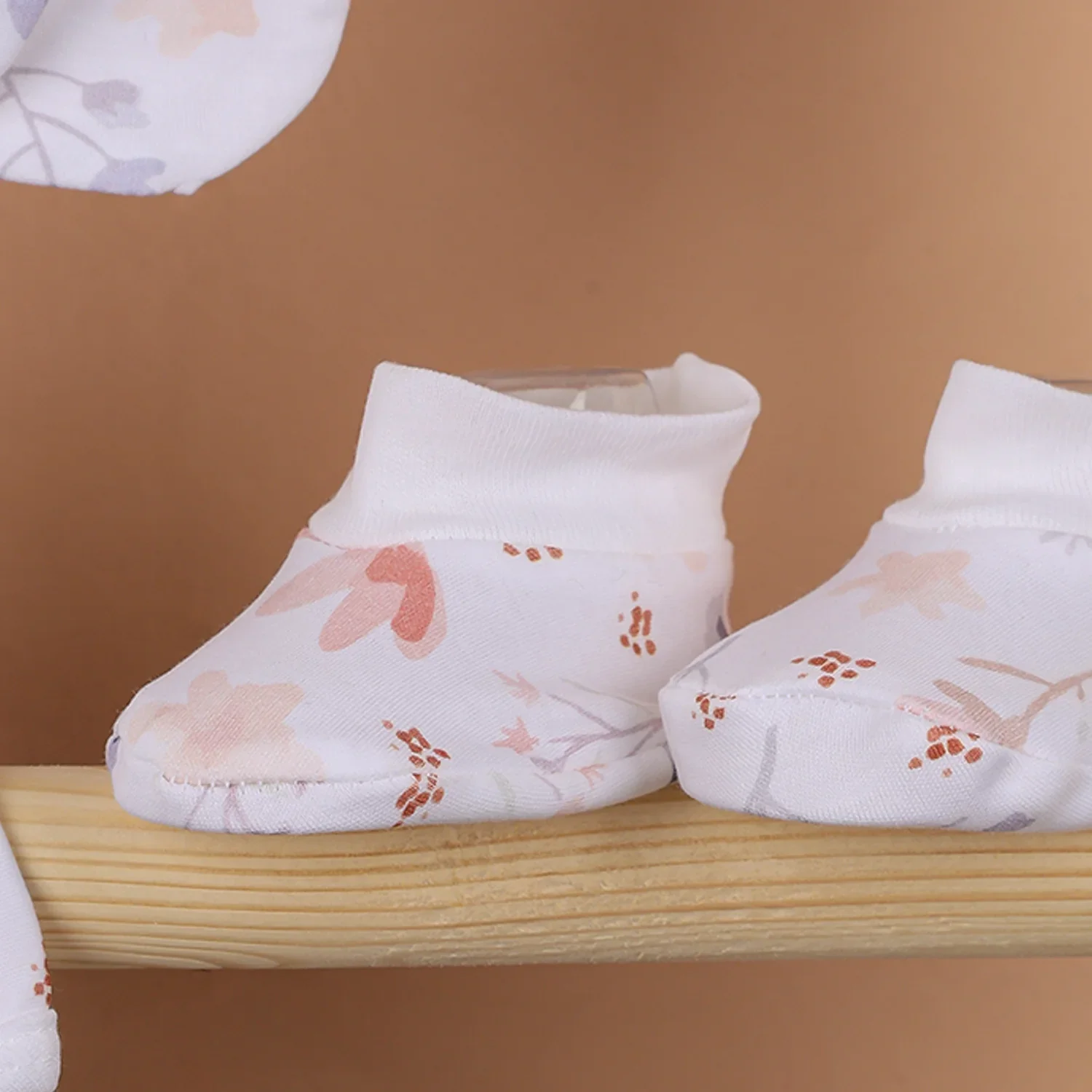 Hospital Kit for Newborn baby | Organic Cotton Gift Set | 10 Items | Blossom - Image 10