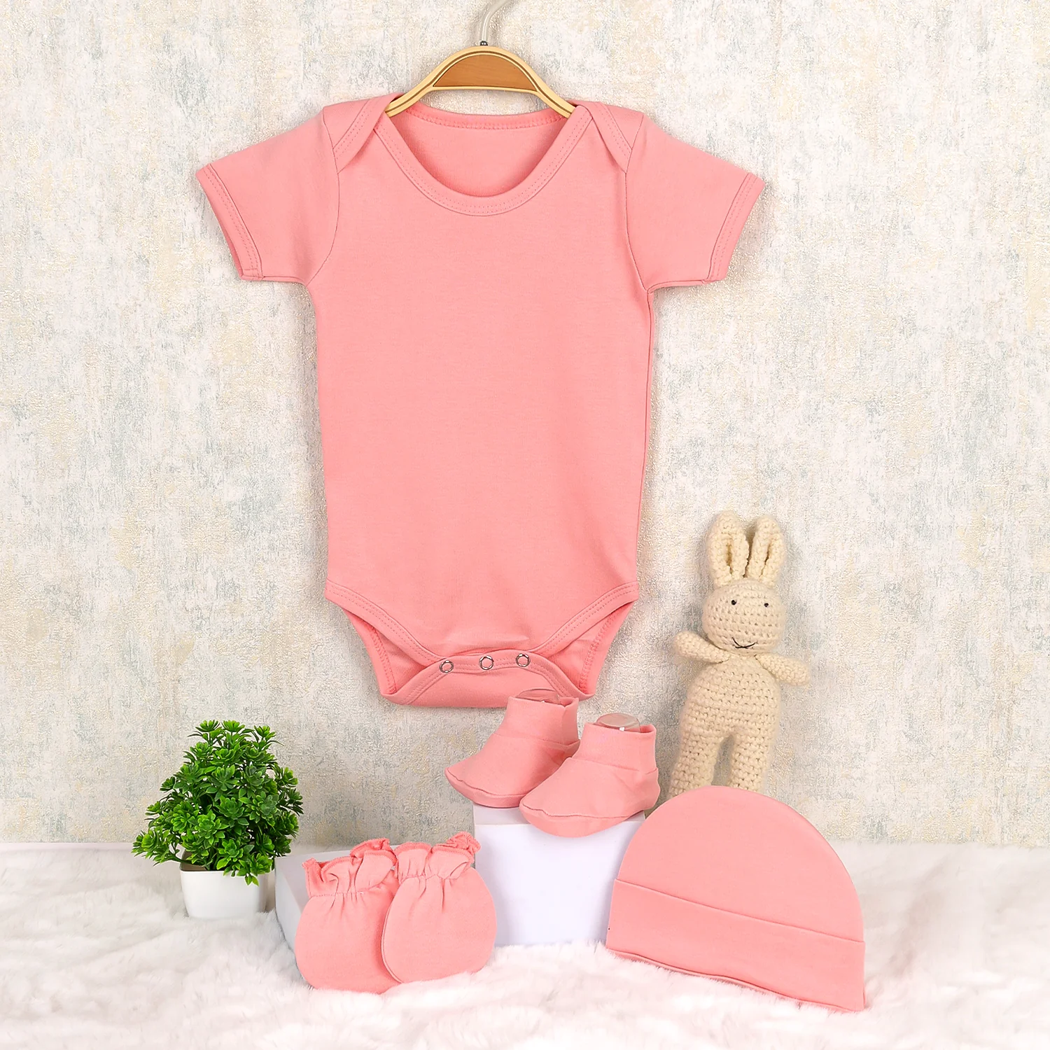 Organic Cotton Baby Onesies Gift Set | Pack Of 4 - Image 4