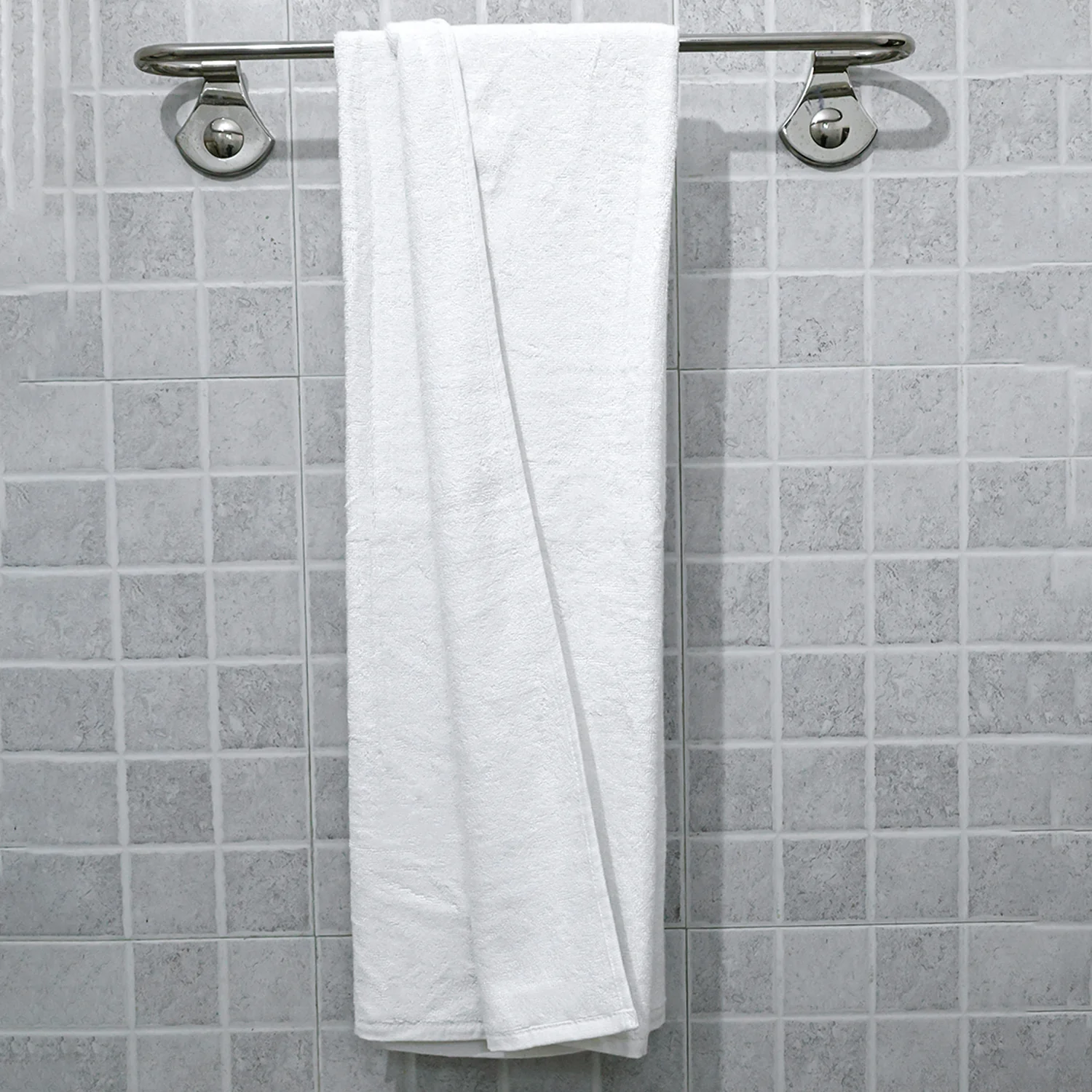 Moms Home Organic Cotton Bamboo Bath Towel | 75x150 CM | Pack Of 1 - Image 3