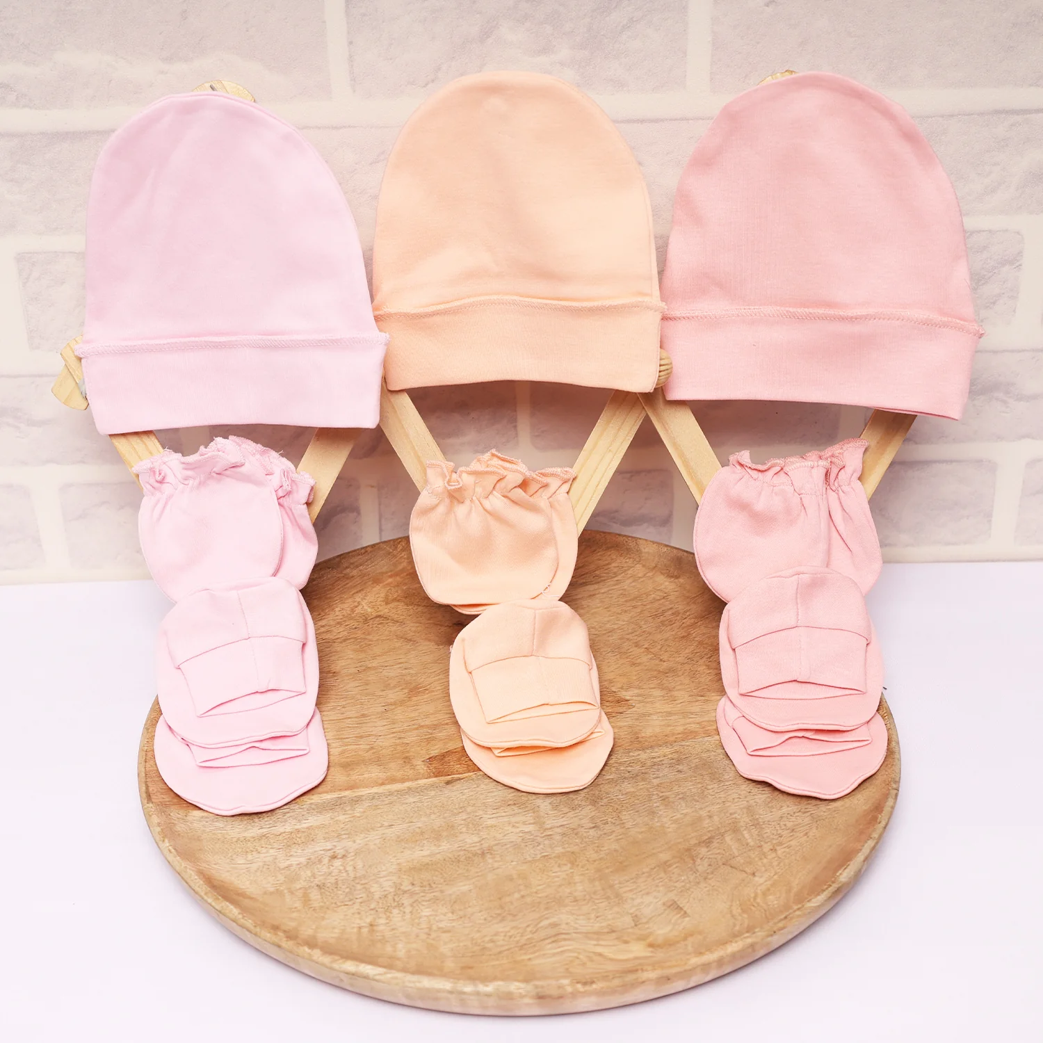 New Born Baby Cap Mitten Bootie Set | 0-3 Months | Pack of 1 - Image 5