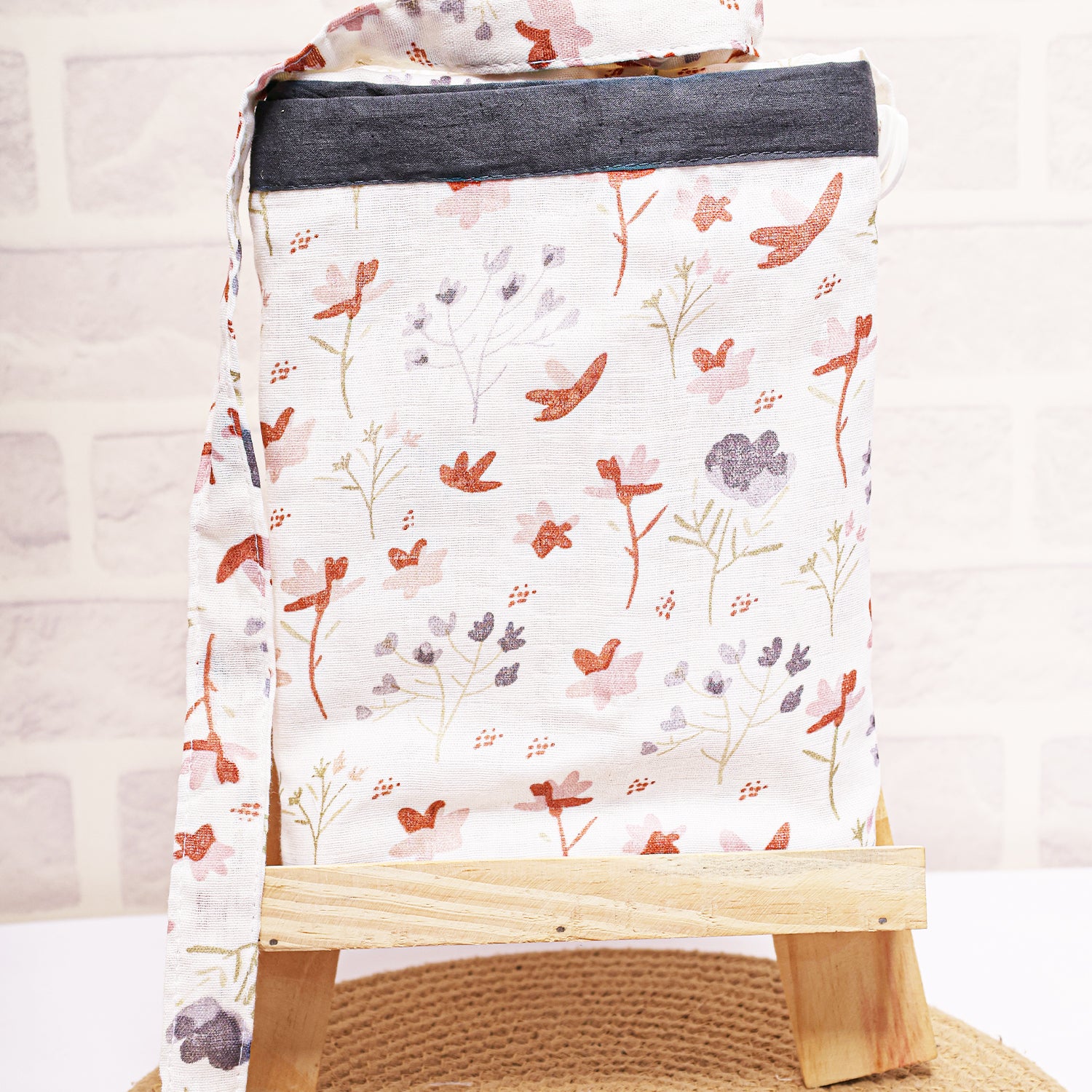 Organic Cotton Muslin Nursing Cover For Breastfeeding | Feeding Apron | 100x70 CM | Pack of 1 - Image 4
